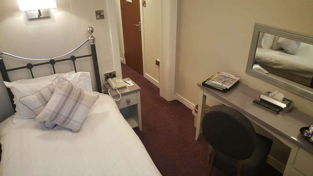 Maesmawr Hall Hotel Caersws Eksteriør bilde